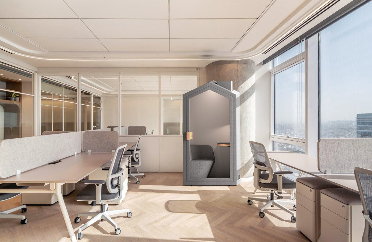 DEN Work Booth